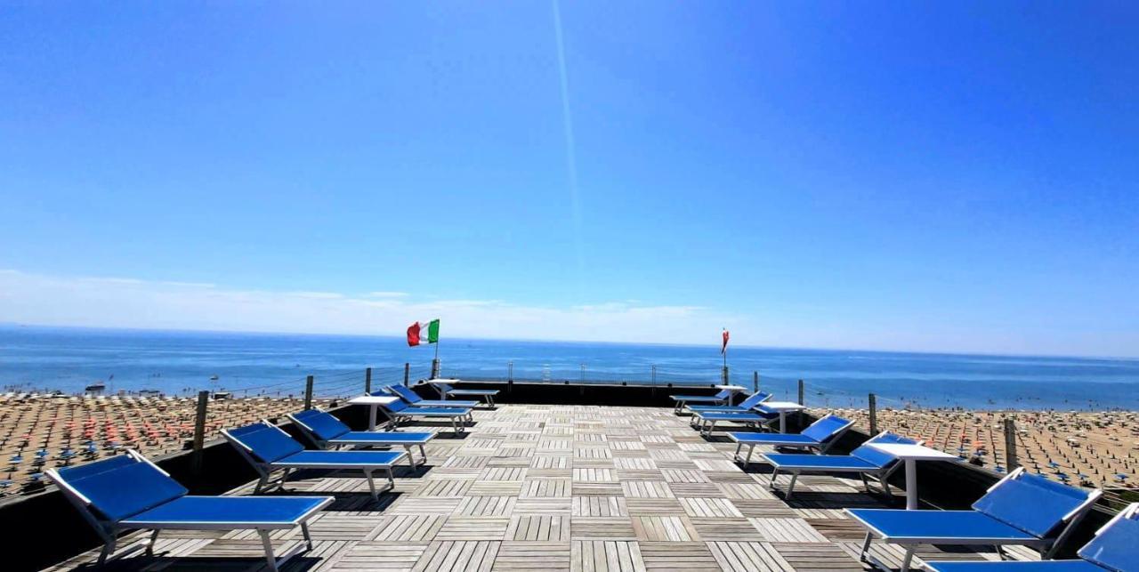 Grand Hotel Playa リニャーノ・サッビアドーロ エクステリア 写真