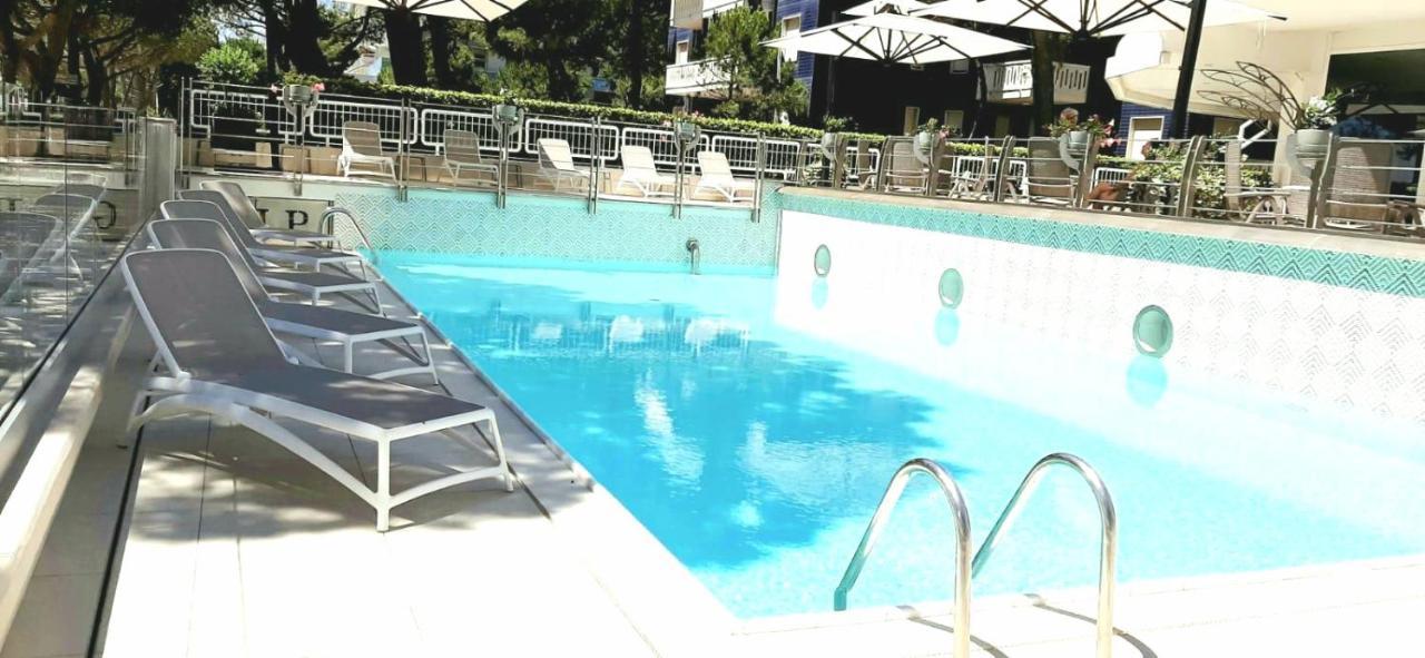 Grand Hotel Playa リニャーノ・サッビアドーロ エクステリア 写真