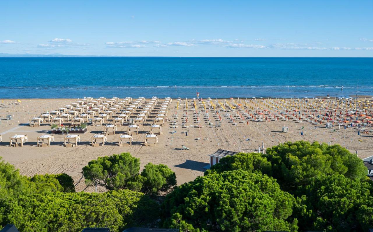 Grand Hotel Playa リニャーノ・サッビアドーロ エクステリア 写真