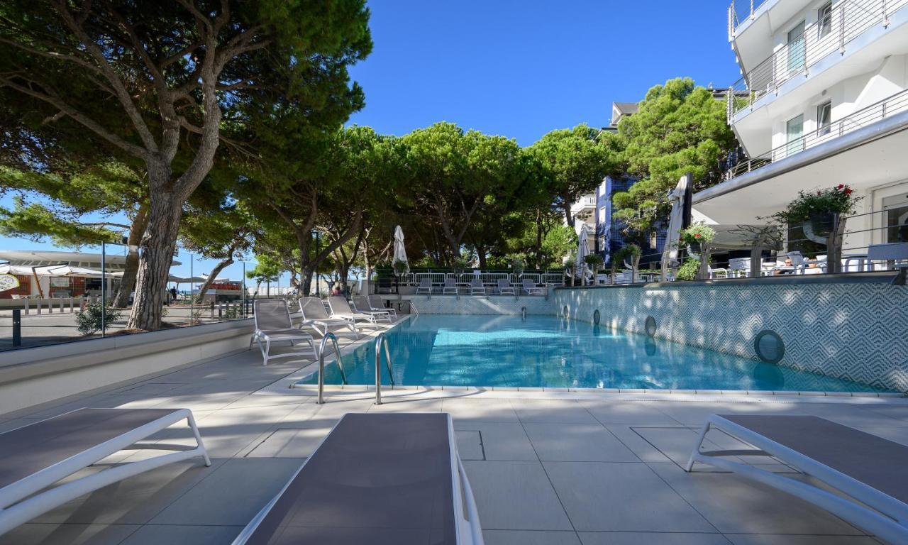 Grand Hotel Playa リニャーノ・サッビアドーロ エクステリア 写真