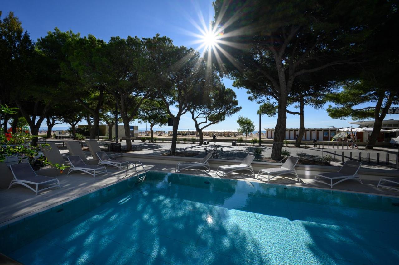Grand Hotel Playa リニャーノ・サッビアドーロ エクステリア 写真