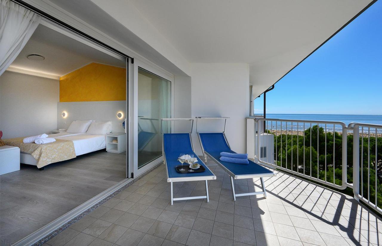Grand Hotel Playa リニャーノ・サッビアドーロ エクステリア 写真